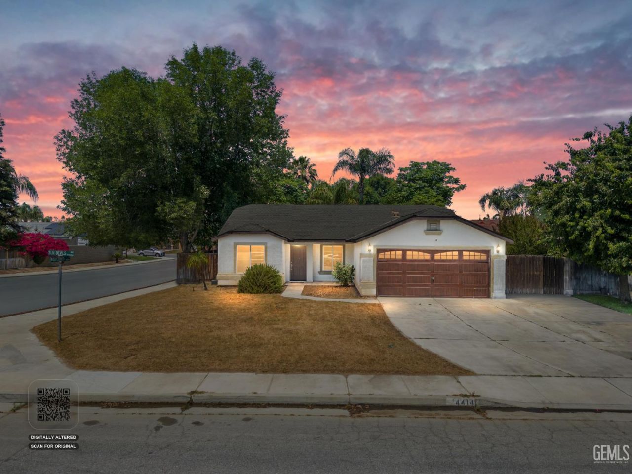 4414 Sun Devils Avenue, Bakersfield, CA 93313 Main Photo