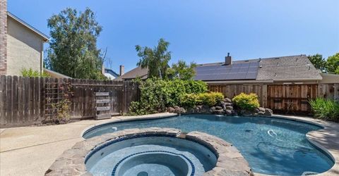 1527 Glenwood Ct, Escalon, CA 95320 Photo