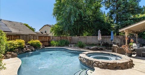 1527 Glenwood Ct, Escalon, CA 95320 Photo