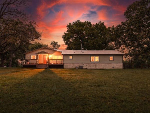 15550 102 Highway , Decatur, AR 72722