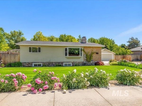 966 N Edgewood Ln., Eagle, ID 83616