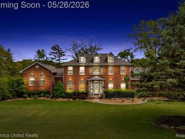 9422 Deer Creek Court, Brighton Twp, MI 48114