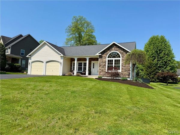 3295 Oak Brook Road, Baldwinsville, NY 13027