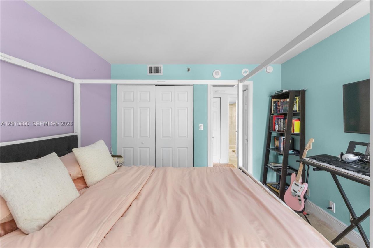 2000 Towerside Ter , Unit 311, Miami, FL 33138 Photo