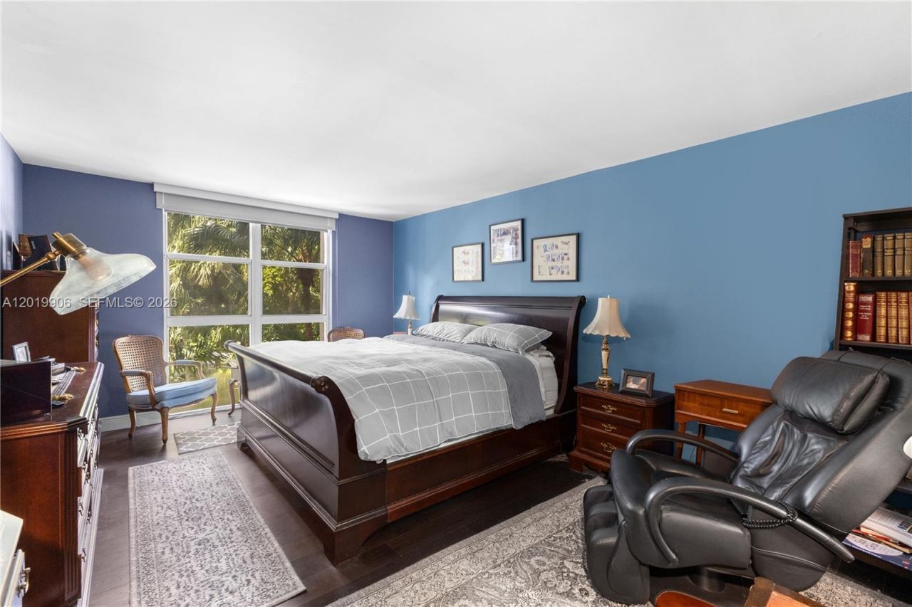 2000 Towerside Ter , Unit 311, Miami, FL 33138 Photo