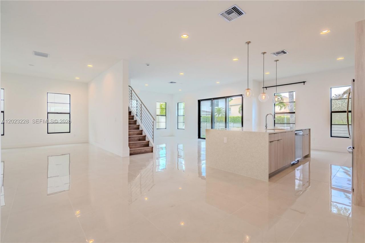 1427 SW 23rd St , Fort Lauderdale, FL 33315 Photo