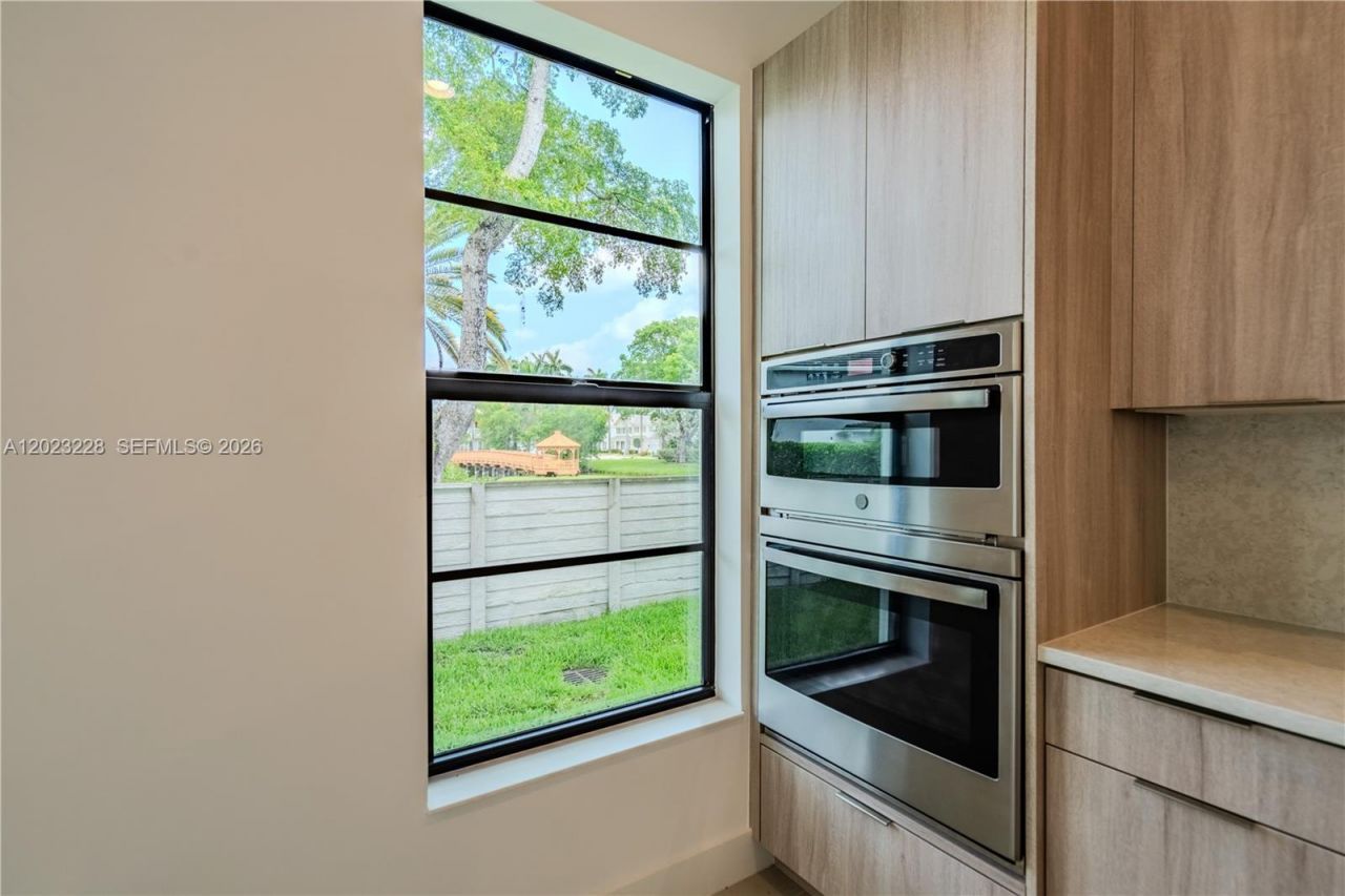 1427 SW 23rd St , Fort Lauderdale, FL 33315 Photo