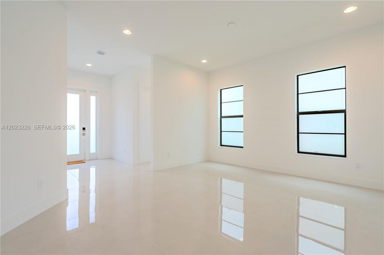 1427 SW 23rd St , Fort Lauderdale, FL 33315 Photo