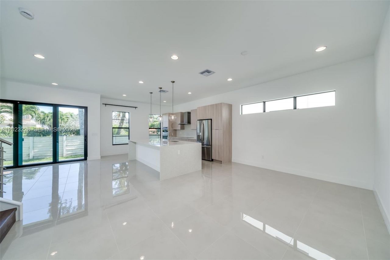 1427 SW 23rd St , Fort Lauderdale, FL 33315 Photo