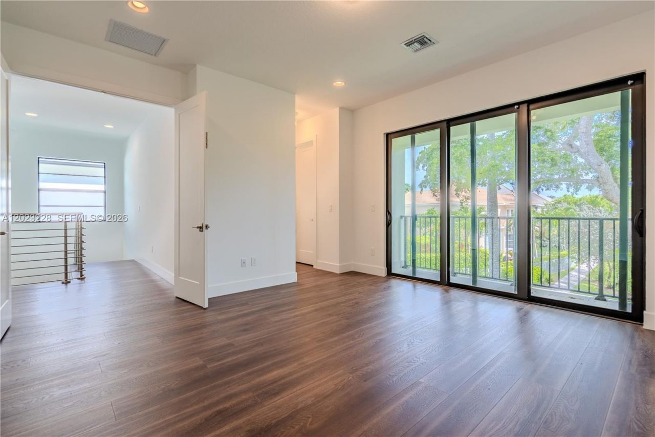1427 SW 23rd St , Fort Lauderdale, FL 33315 Photo