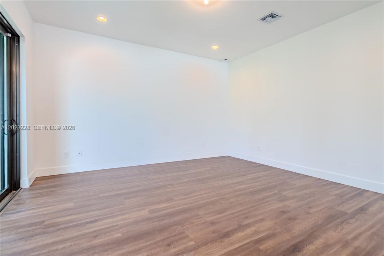 1427 SW 23rd St , Fort Lauderdale, FL 33315 Photo