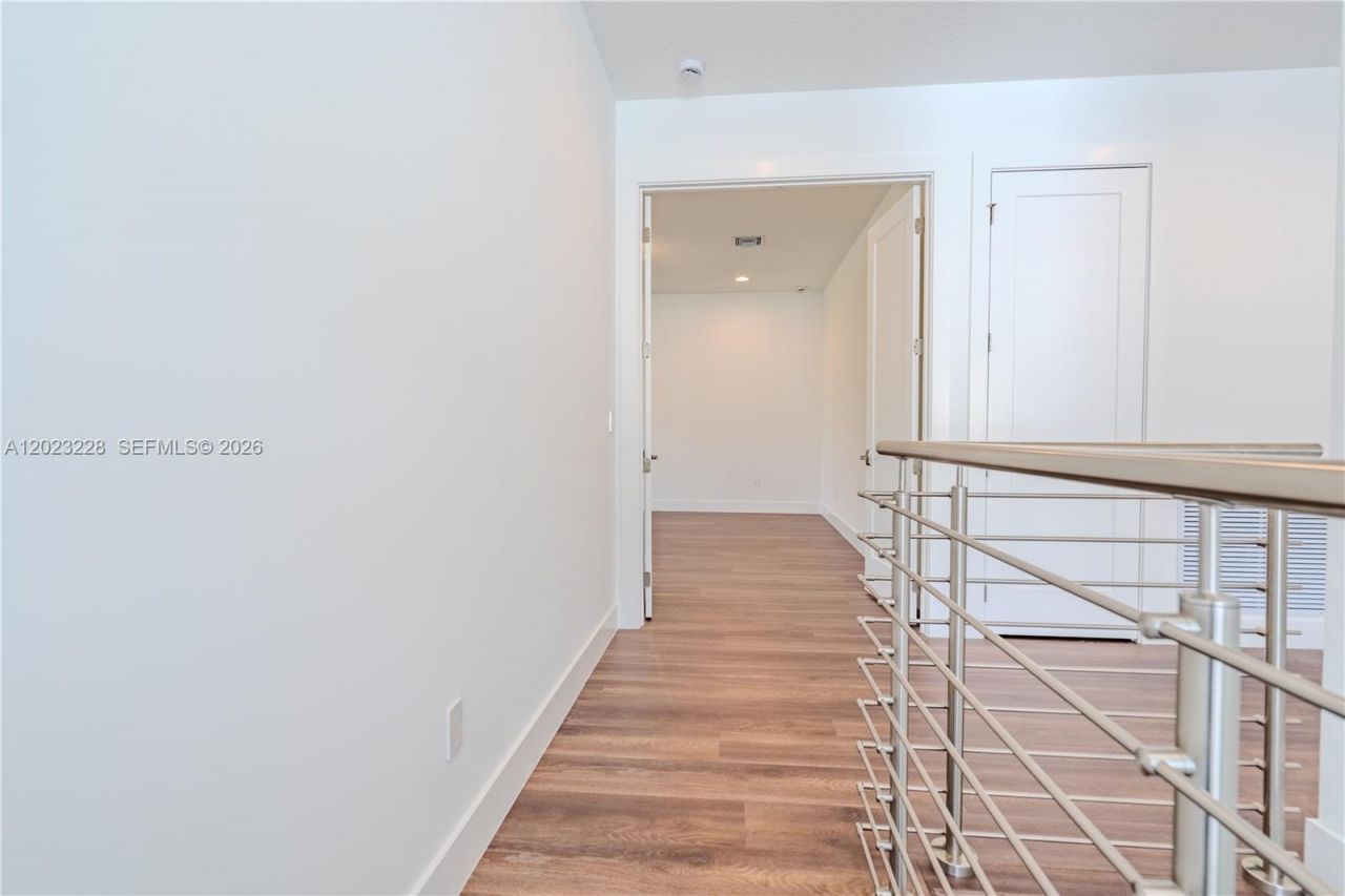1427 SW 23rd St , Fort Lauderdale, FL 33315 Photo
