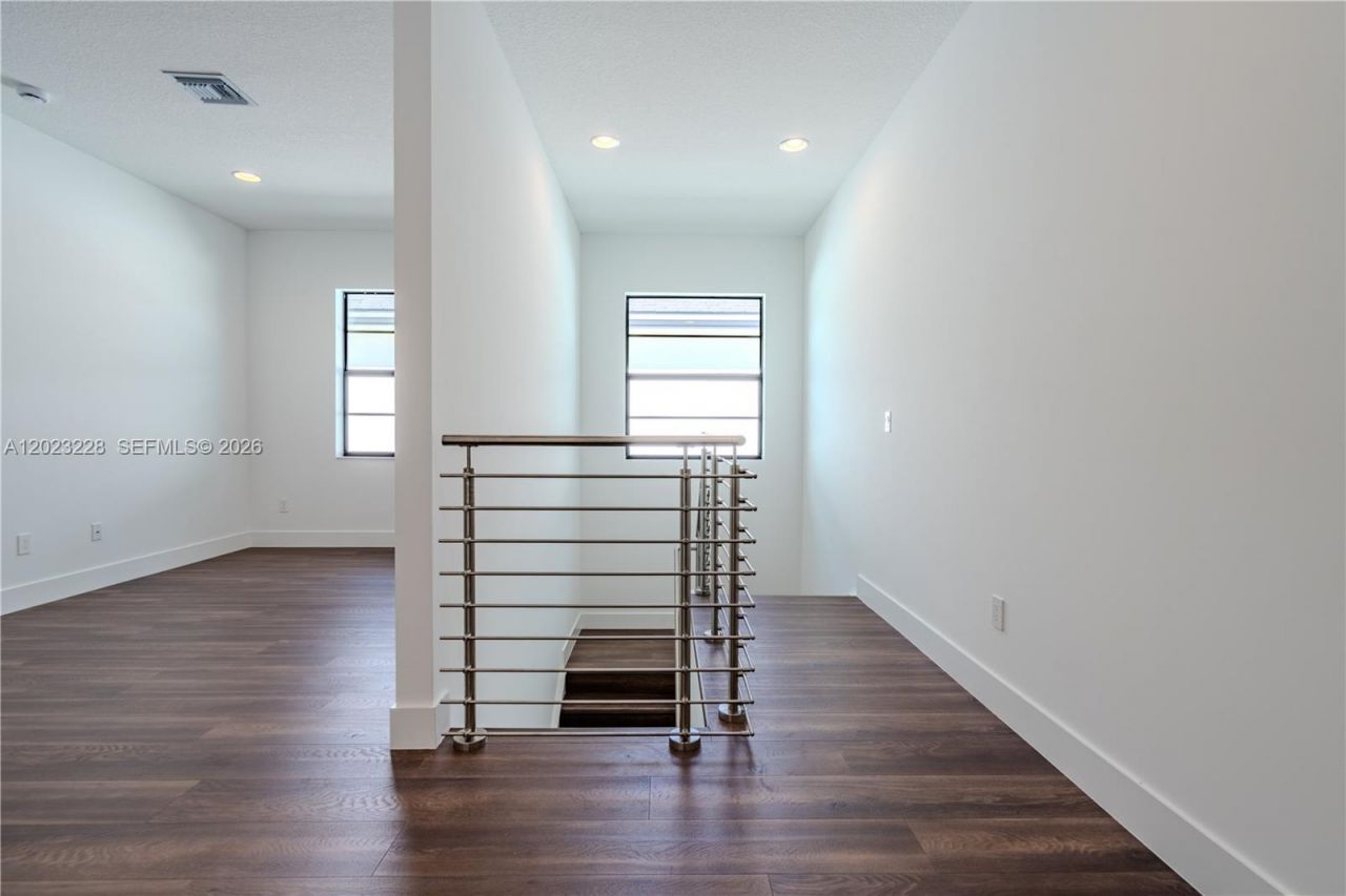 1427 SW 23rd St , Fort Lauderdale, FL 33315 Photo