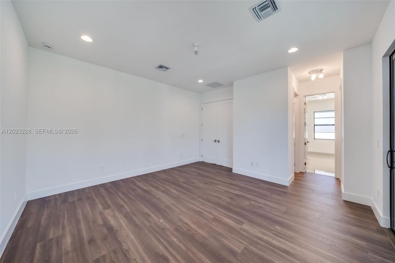 1427 SW 23rd St , Fort Lauderdale, FL 33315 Photo