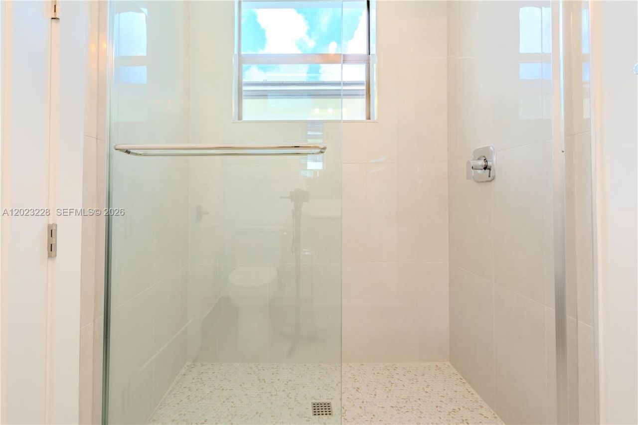 1427 SW 23rd St , Fort Lauderdale, FL 33315 Photo