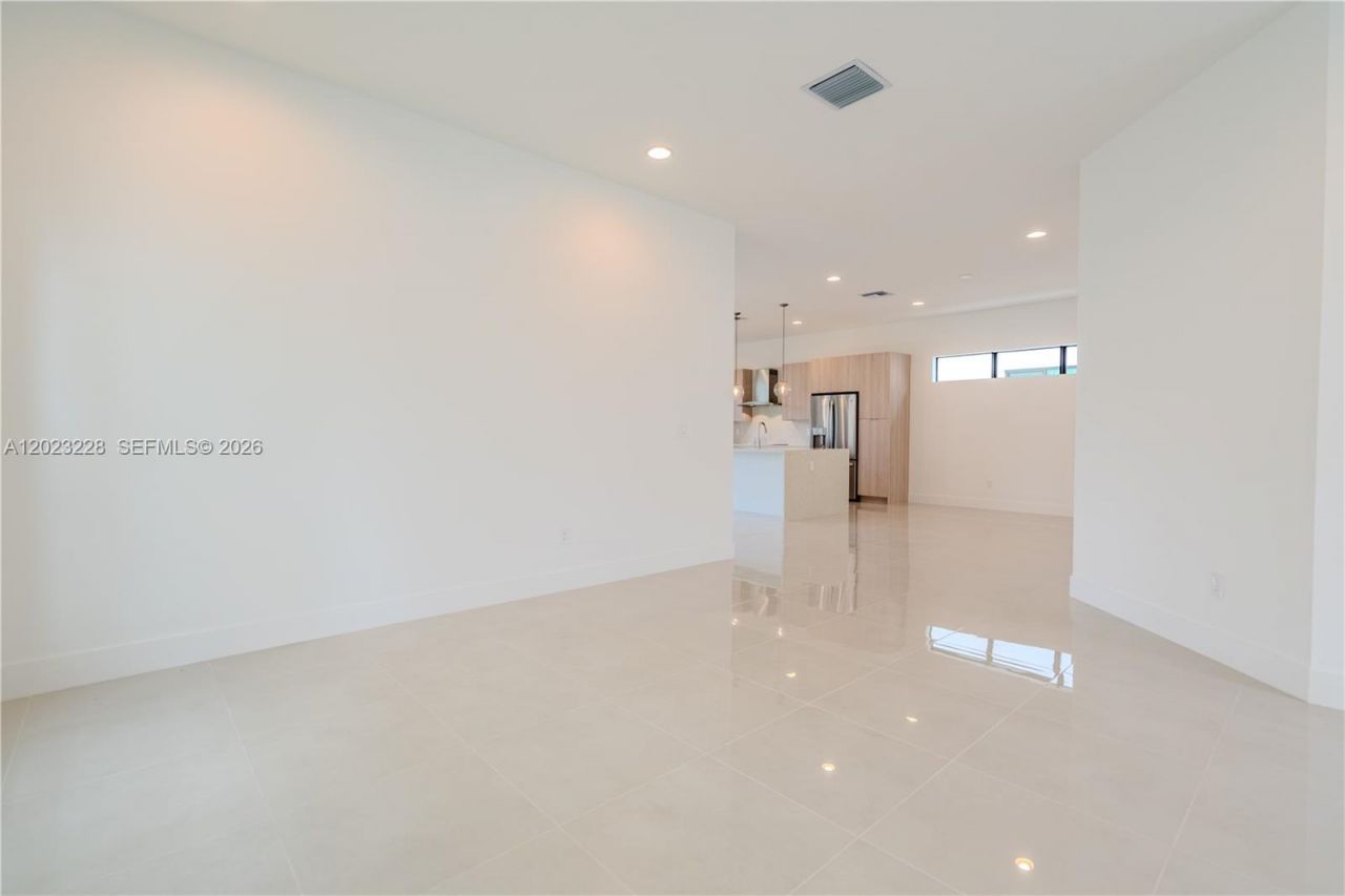 1427 SW 23rd St , Fort Lauderdale, FL 33315 Photo