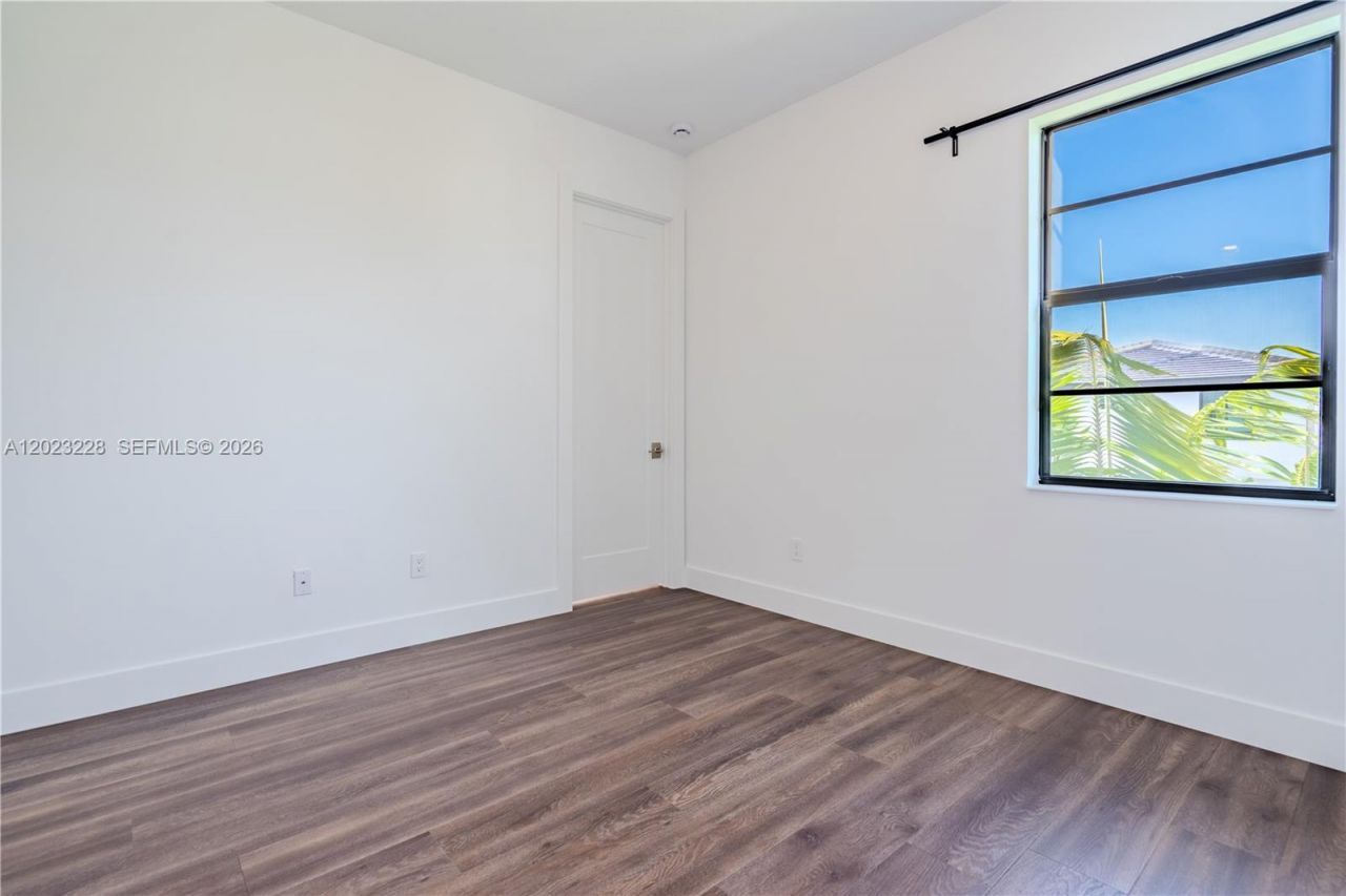 1427 SW 23rd St , Fort Lauderdale, FL 33315 Photo
