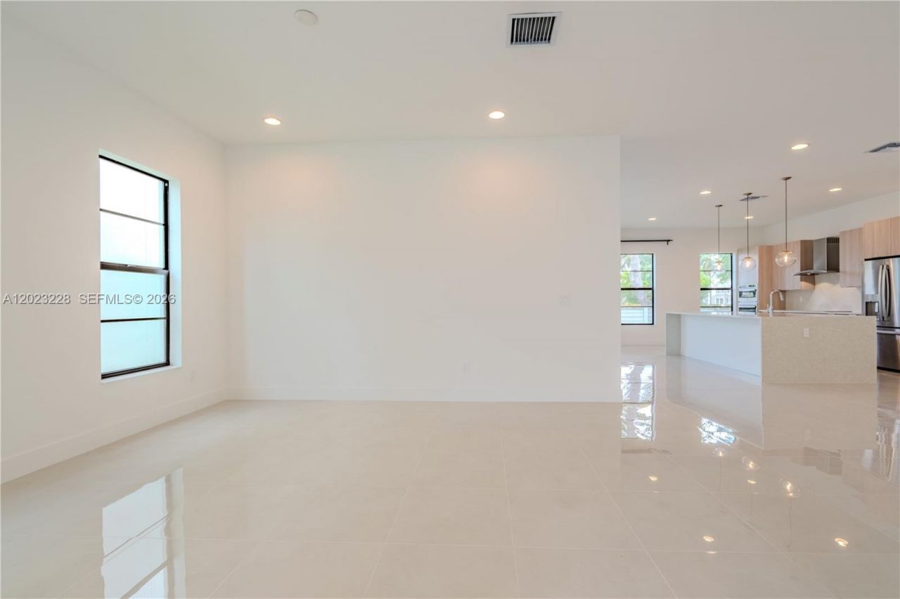 1427 SW 23rd St , Fort Lauderdale, FL 33315 Photo