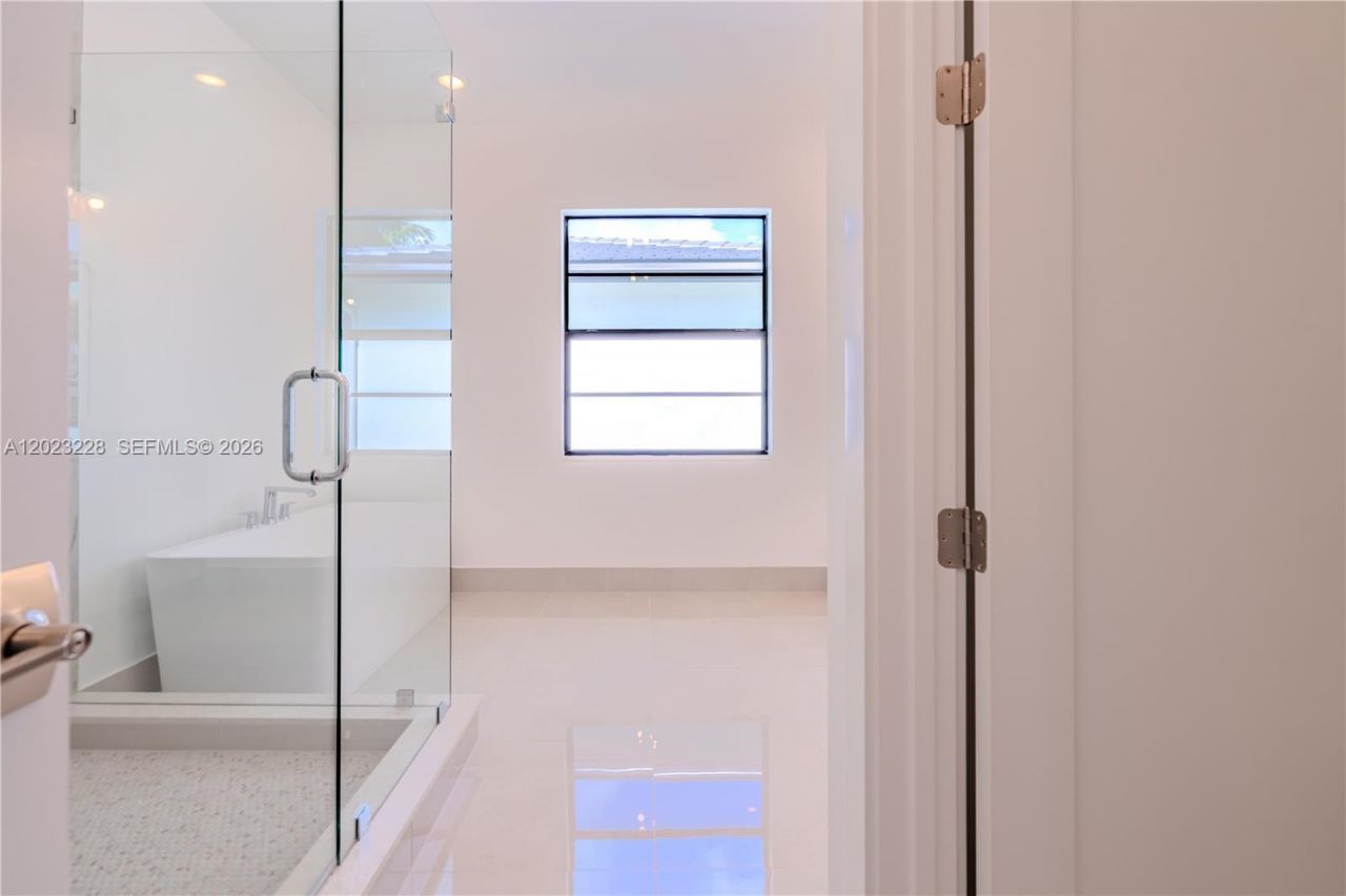 1427 SW 23rd St , Fort Lauderdale, FL 33315 Photo