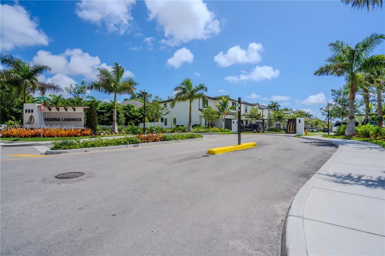 1427 SW 23rd St , Fort Lauderdale, FL 33315 Photo