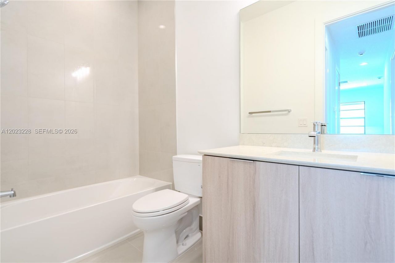 1427 SW 23rd St , Fort Lauderdale, FL 33315 Photo