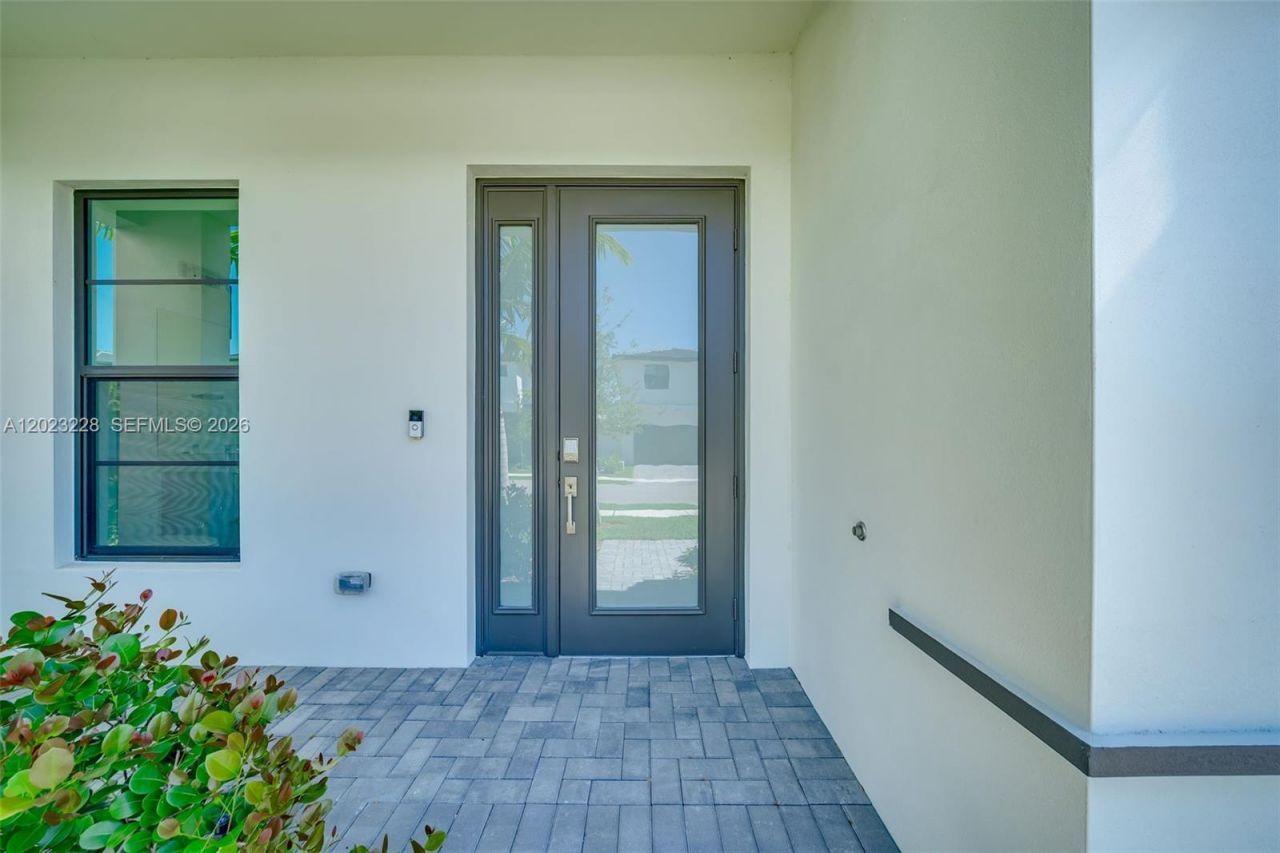 1427 SW 23rd St , Fort Lauderdale, FL 33315 Photo