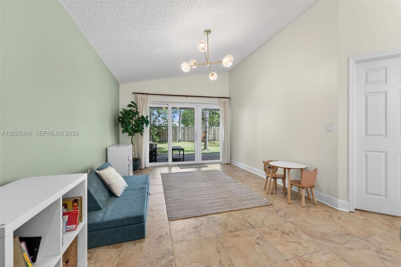 14421 SW 155th Pl, Miami, FL 33196 Photo