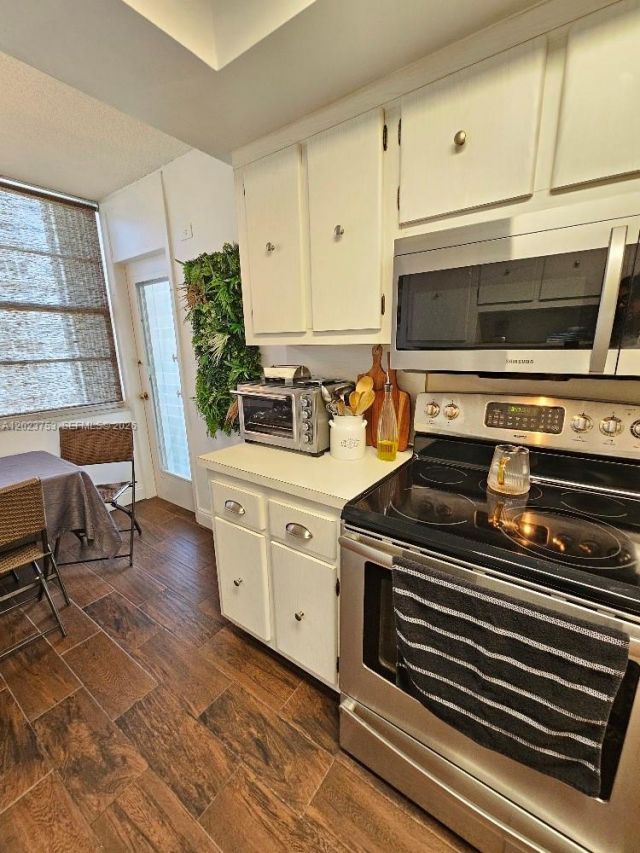 18061 Biscayne Blvd, Unit 901, Aventura, FL 33160 Photo