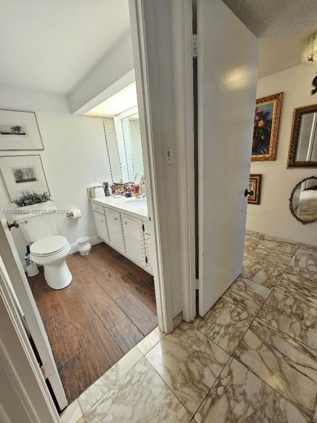 18061 Biscayne Blvd, Unit 901, Aventura, FL 33160 Photo