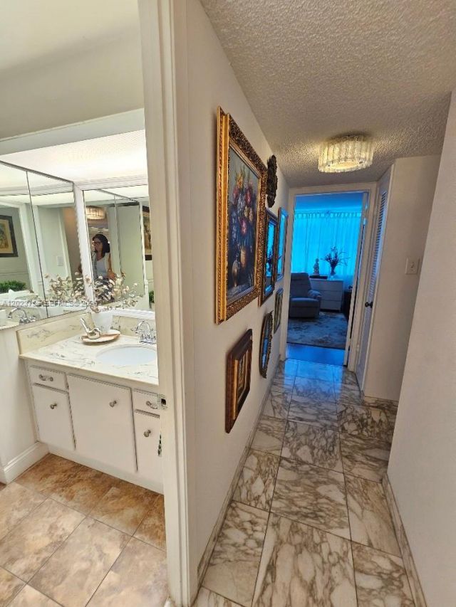18061 Biscayne Blvd, Unit 901, Aventura, FL 33160 Photo