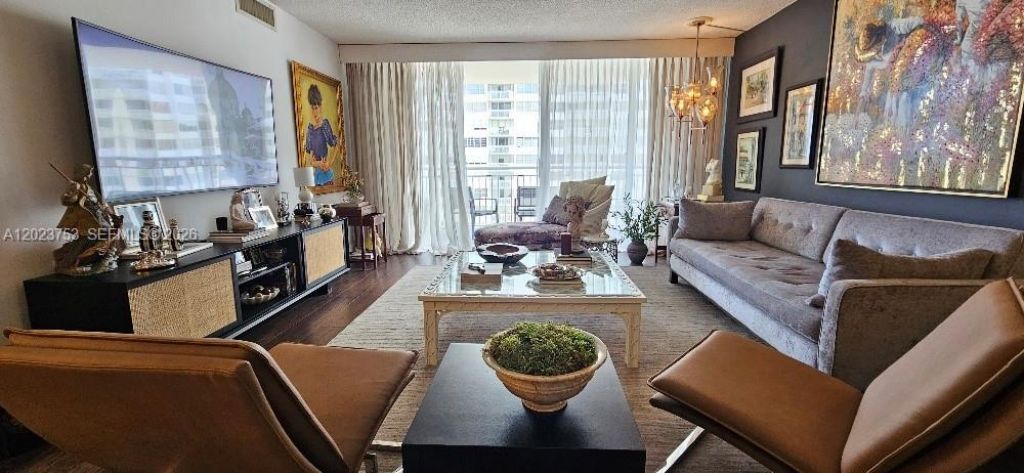 18061 Biscayne Blvd, Unit 901, Aventura, FL 33160 Photo