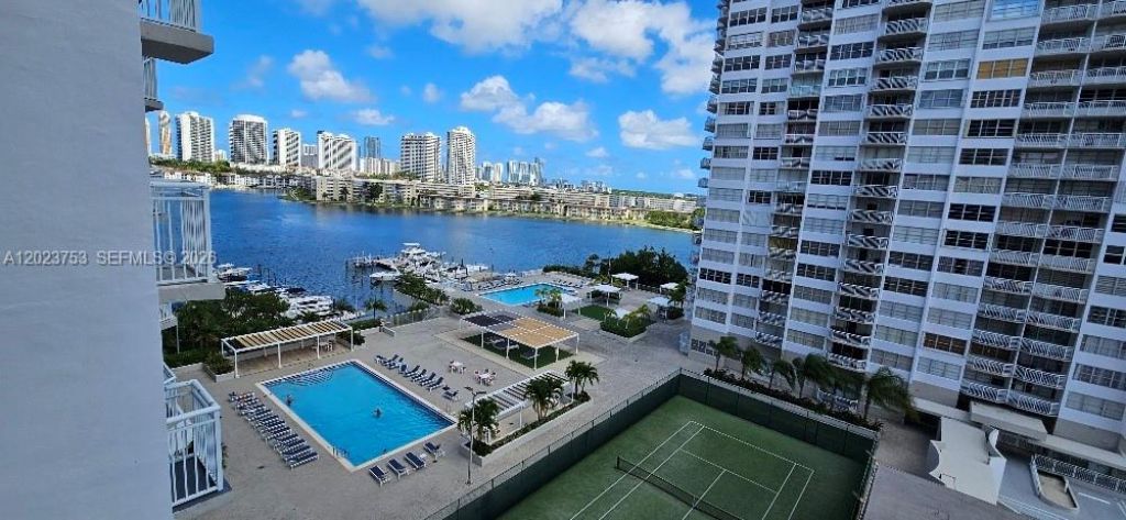 18061 Biscayne Blvd, Unit 901, Aventura, FL 33160 Photo
