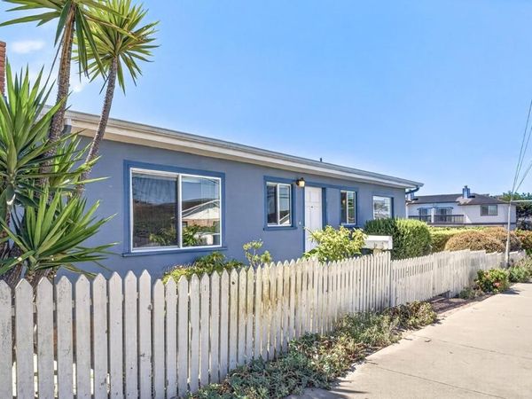3076 Sunset Avenue, Marina, CA 93933