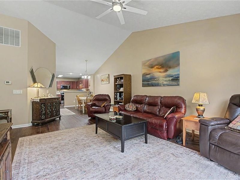 5005 Twin Lakes Circle, Englewood, OH 45315 Photo 15