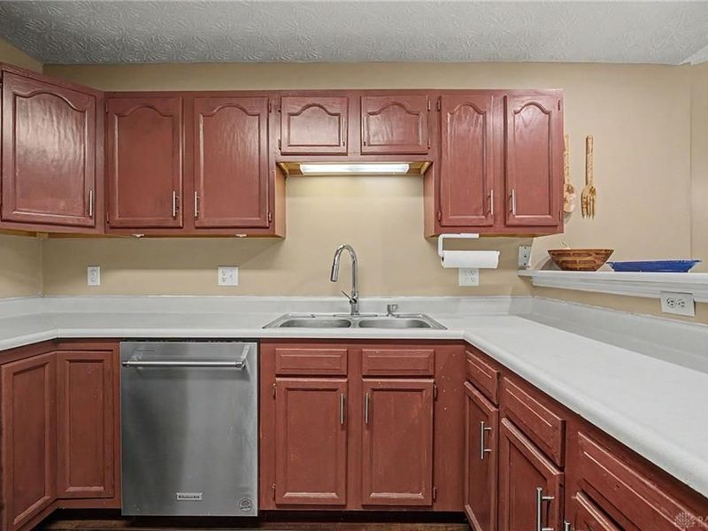 5005 Twin Lakes Circle, Englewood, OH 45315 Photo 21