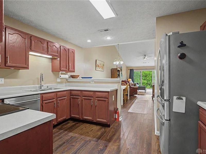5005 Twin Lakes Circle, Englewood, OH 45315 Photo 23