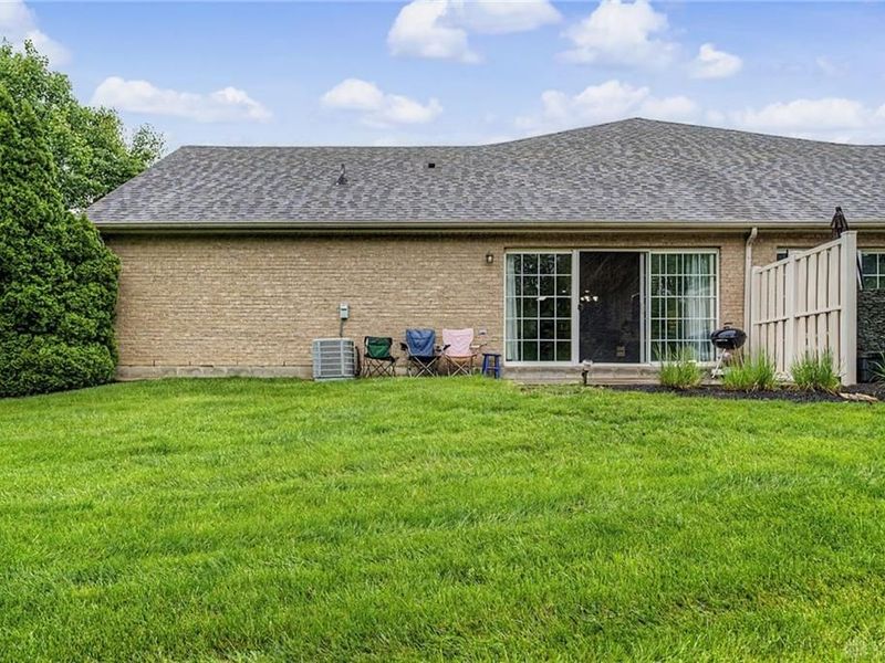 5005 Twin Lakes Circle, Englewood, OH 45315 Photo 26