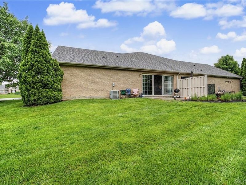 5005 Twin Lakes Circle, Englewood, OH 45315 Photo 27