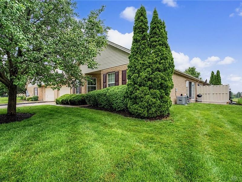 5005 Twin Lakes Circle, Englewood, OH 45315 Photo 29
