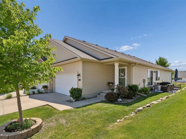 1480 Indigo Drive SE, Altoona, IA 50009