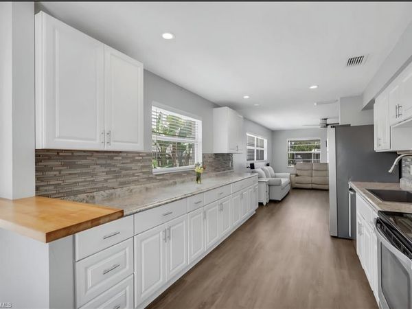 862 95th AVE N, NAPLES, FL 34108