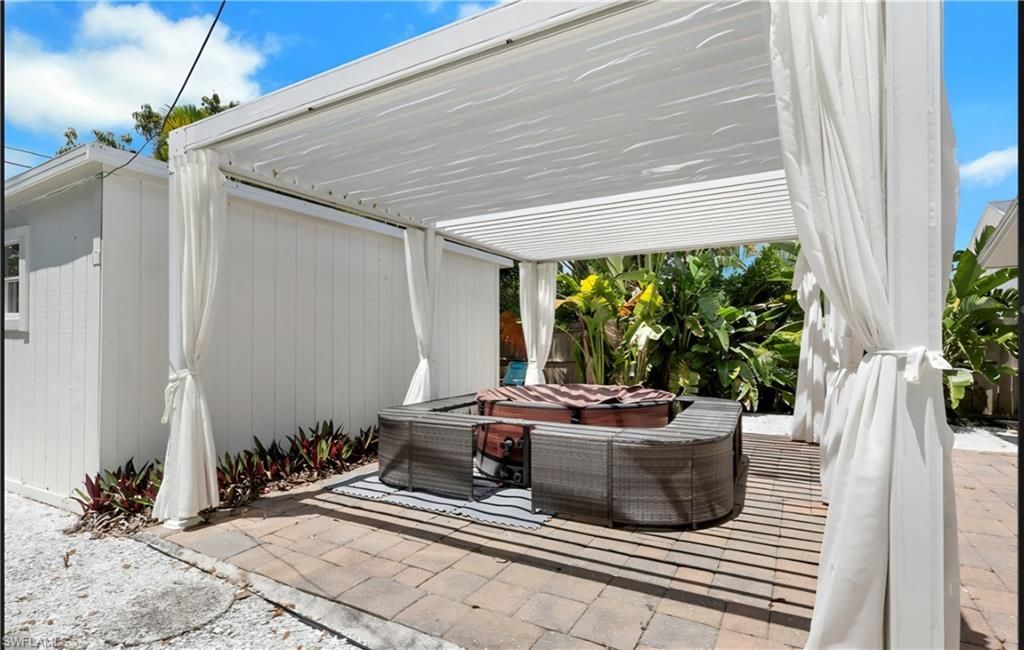 862 95th Ave N, Naples, FL 34108 Photo