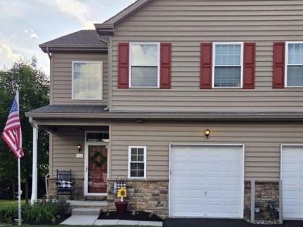 124 NICOLES WAY , MORRISVILLE, PA 19067