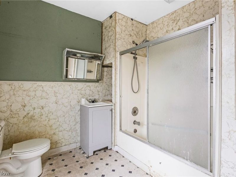 838 Avondale Street, East Liverpool, OH 43920 Photo 7