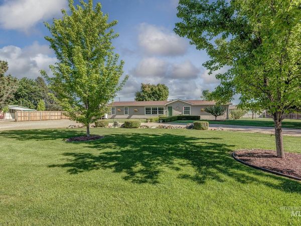 10716 N River Road, Payette, ID 83661