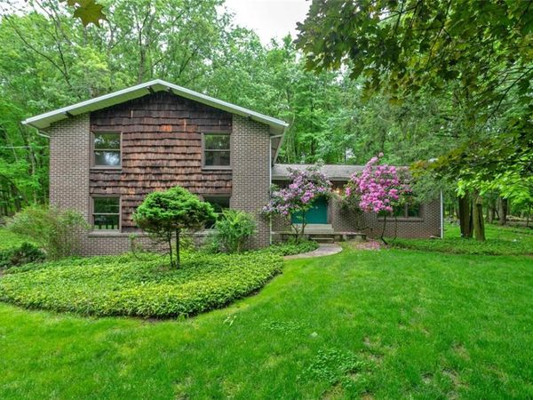3476 Treeline Drive, Murrysville, PA 15668