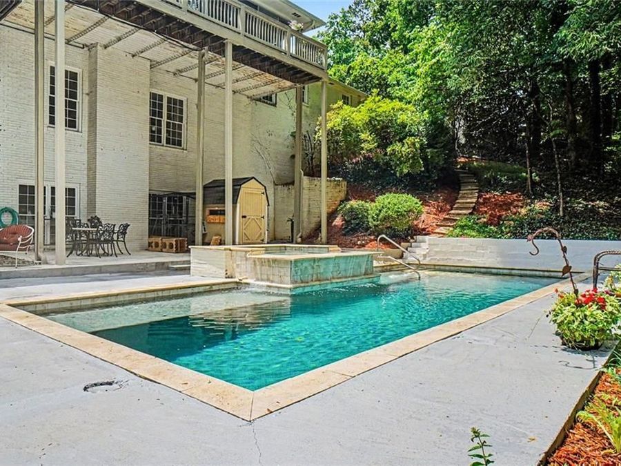 Property Image 6