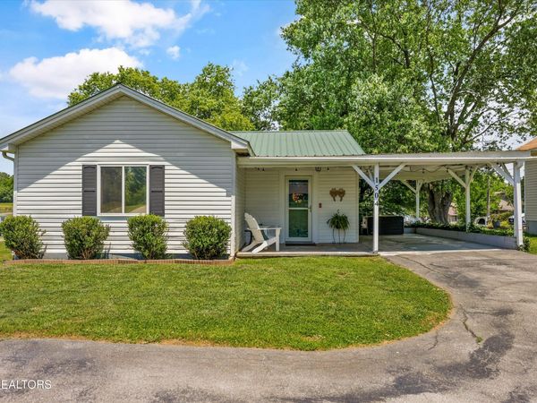 1504 Monroe St, Sweetwater, TN 37874