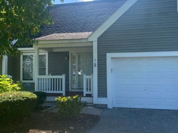 1 Jefferson Court, Unit 1, Uxbridge, MA 01569