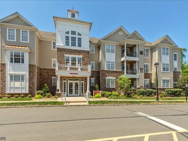 4306 Enclave Cir, Franklin, NJ 08873